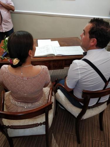 Nadia+Gareth: Registry Wedding